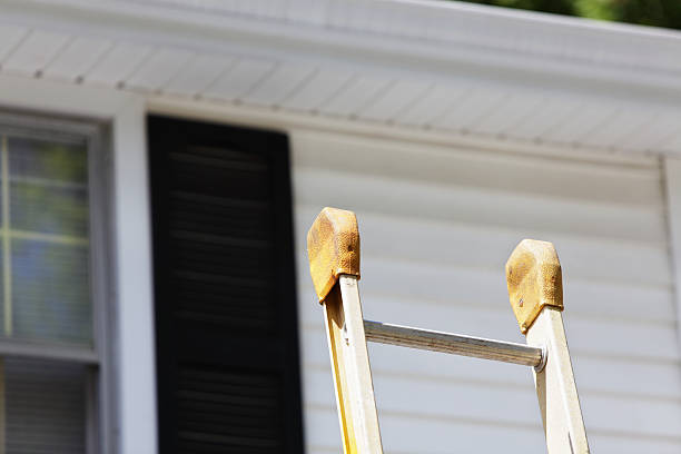 Siding Removal and Disposal in Fort Bragg, CA